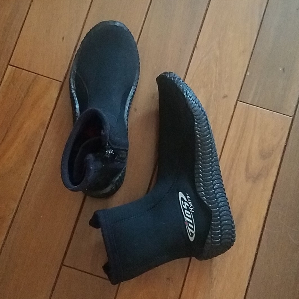 Tilos waterproof shoes